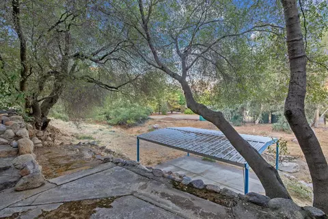 Exterior - 43600 Kaweah River Drive Dr, Three Rivers, CA 93271 photo 22 of 27