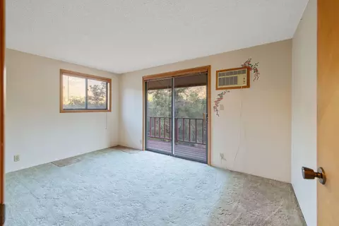 Bedroom - 43600 Kaweah River Drive Dr, Three Rivers, CA 93271 photo 5 of 6