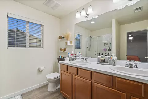 2255 Chism Ave, Tulare, CA 93274 photo 16