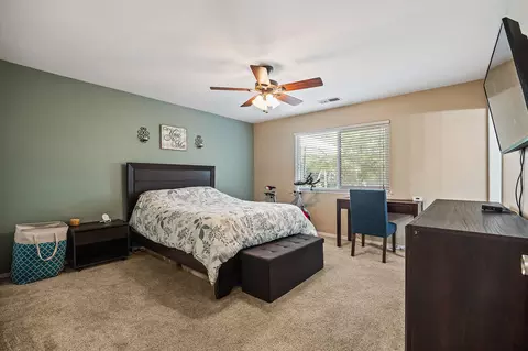 Bedroom - 1121 E Paradise Ave, Visalia, CA 93292 photo 3 of 4