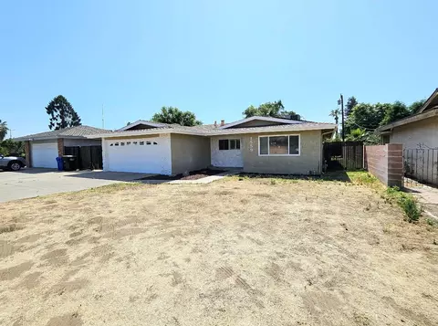 1559 N Prospect St, Porterville, CA 93257