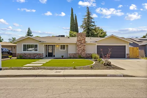 595 N Salisbury St, Porterville, CA 93257