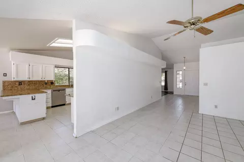2536 Barstow Ave, Clovis, CA 93611 photo 11