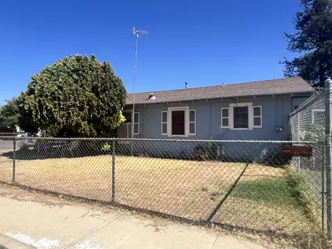 400 S I St, Exeter, CA 93221 photo 4