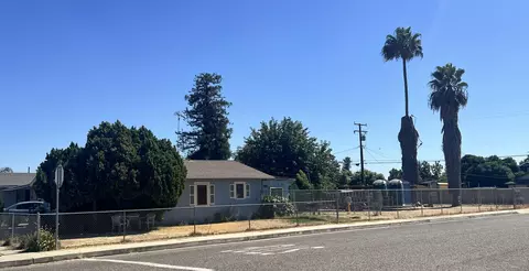 400 S I St, Exeter, CA 93221 photo 8
