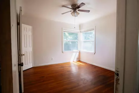 Bedroom - 895 E Cross Ave, Tulare, CA 93274 photo 1 of 8