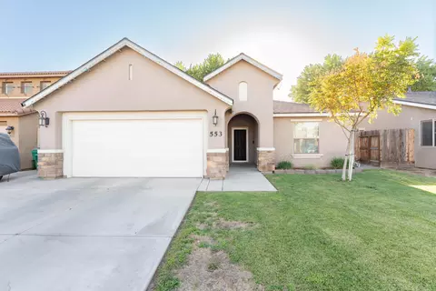 553 S Cloverleaf St, Porterville, CA 93257
