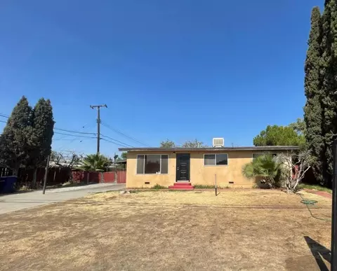 11058 Jones St, Hanford, CA 93230