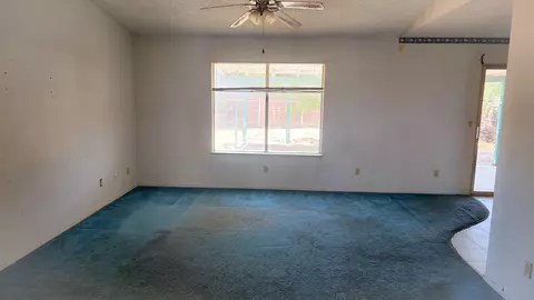 1347 Levich St, Hanford, CA 93230 photo 4