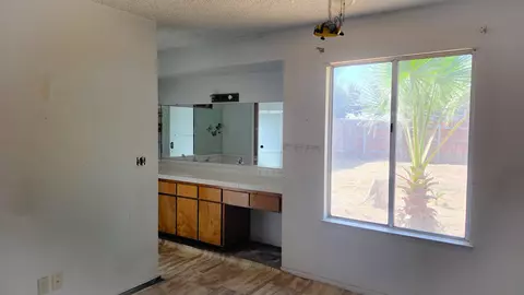 1347 Levich St, Hanford, CA 93230 photo 9