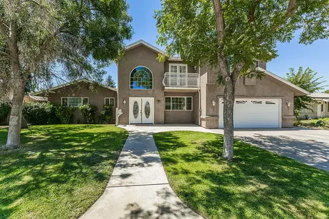 1563 S Klein Ave, Reedley, CA 93654