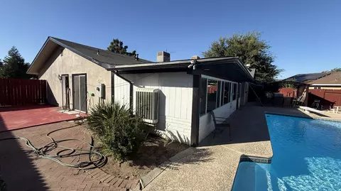 Exterior - 181 Berekeley Ct, Tulare, CA 93274 photo 9 of 9
