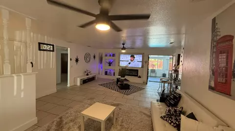 Living - 181 Berekeley Ct, Tulare, CA 93274 photo 1 of 2
