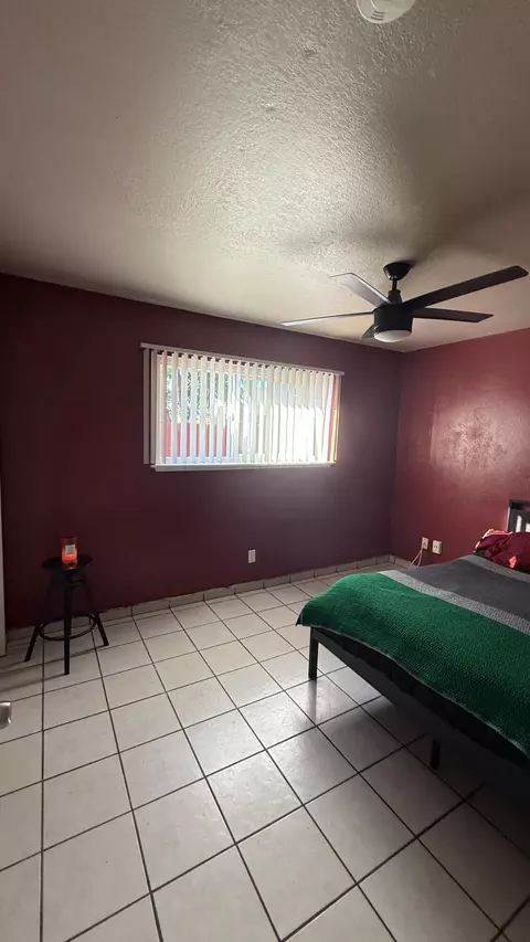 Bedroom - 181 Berekeley Ct, Tulare, CA 93274 photo 1 of 1