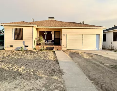 13 E Danner Ave, Porterville, CA 93257