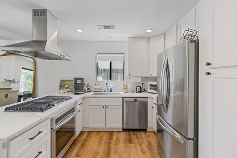 Kitchen - 331 E Washington Ave, Tulare, CA 93274 photo 5 of 9