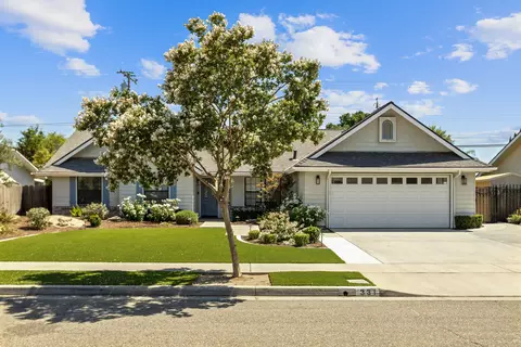 Exterior - 331 E Washington Ave, Tulare, CA 93274 photo 1 of 12