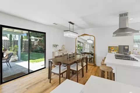 Dining - 331 E Washington Ave, Tulare, CA 93274 photo 3 of 4