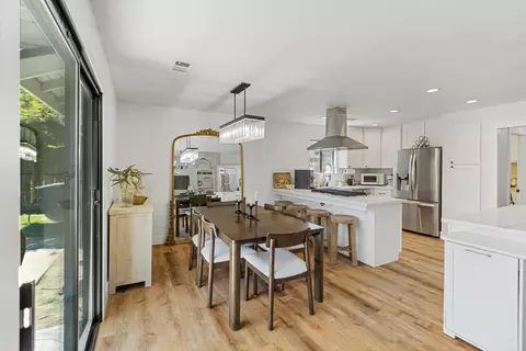 Dining - 331 E Washington Ave, Tulare, CA 93274 photo 1 of 4