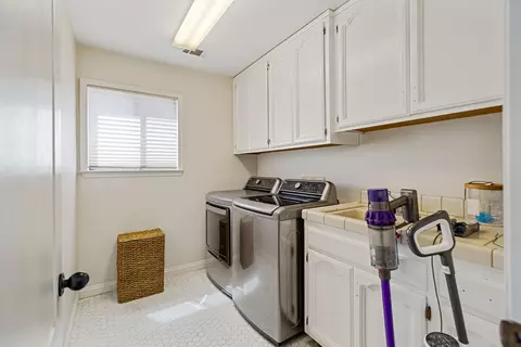 Other - 331 E Washington Ave, Tulare, CA 93274 photo 6 of 9