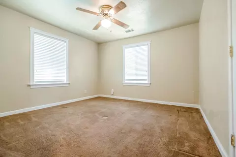 Bedroom - 15615 Aspen Ave, Ivanhoe, CA 93235 photo 1 of 3
