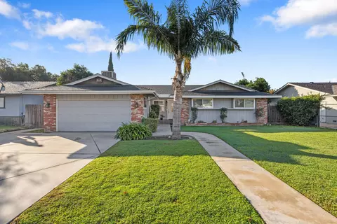 1449 W Whitendale Ave, Visalia, CA 93277