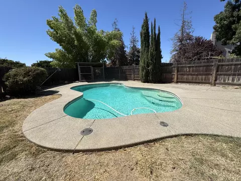 Exterior - 1403 Bradley Ct, Exeter, CA 93221 photo 7 of 7