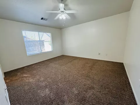 Bedroom - 1403 Bradley Ct, Exeter, CA 93221 photo 2 of 4