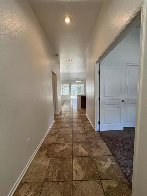 Entry Way - 1403 Bradley Ct, Exeter, CA 93221 photo 1 of 2