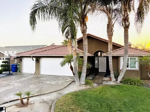 41685 125 Rd, Orosi, CA 93647