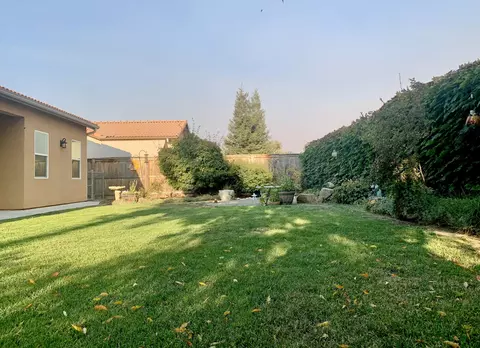 Exterior - 3113 E Beech Ct, Visalia, CA 93292 photo 25 of 26