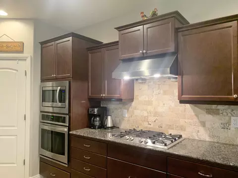 Kitchen - 3113 E Beech Ct, Visalia, CA 93292 photo 3 of 5