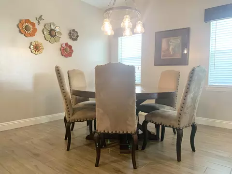 Dining - 3113 E Beech Ct, Visalia, CA 93292 photo 1 of 2