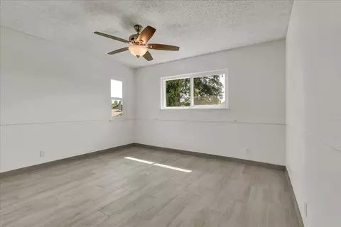 Bedroom - 803 N B St, Exeter, CA 93221 photo 6 of 9