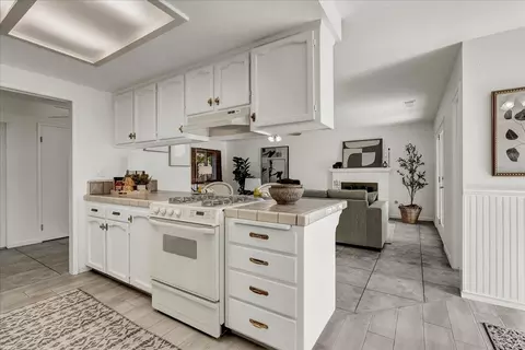 Kitchen - 803 N B St, Exeter, CA 93221 photo 2 of 3