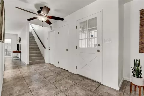 Entry Way - 803 N B St, Exeter, CA 93221 photo 2 of 5