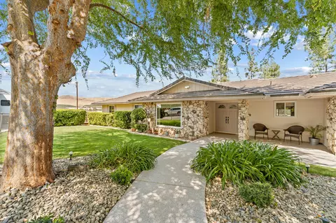 1378 N Scenic Drive Dr, Porterville, CA 93257