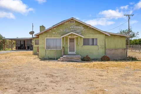 5891 Ave 308, Visalia, CA 93291