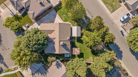 2338 Evergreen Ave, Visalia, CA 93292 photo 36