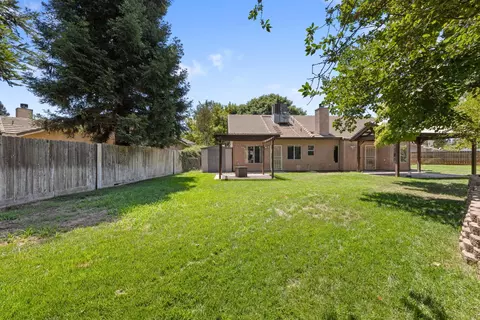 2338 Evergreen Ave, Visalia, CA 93292 photo 40