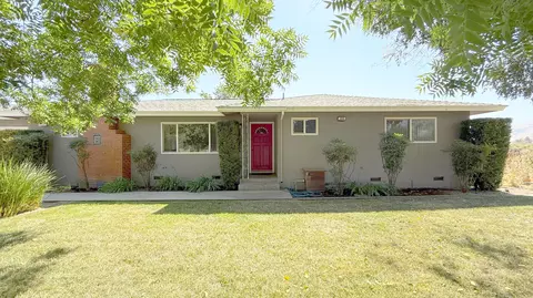 308 S Frankwood Ave, Sanger, CA 93657