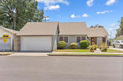 511 W Race Ave, Visalia, CA 93291