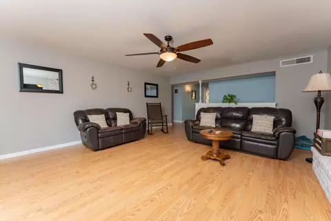Living - 23471 Ave 192, Strathmore, CA 93267 photo 5 of 6