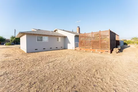 Exterior - 23471 Ave 192, Strathmore, CA 93267 photo 16 of 16