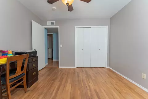 Bedroom - 23471 Ave 192, Strathmore, CA 93267 photo 8 of 8