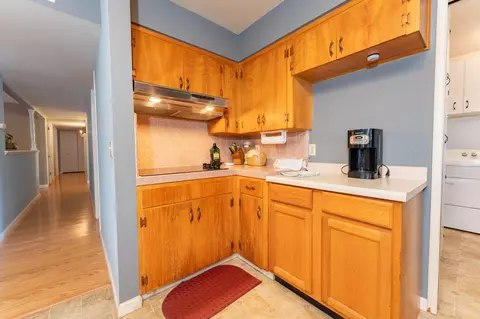 Kitchen - 23471 Ave 192, Strathmore, CA 93267 photo 2 of 3