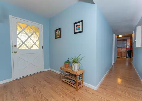 Entry Way - 23471 Ave 192, Strathmore, CA 93267 photo 2 of 4