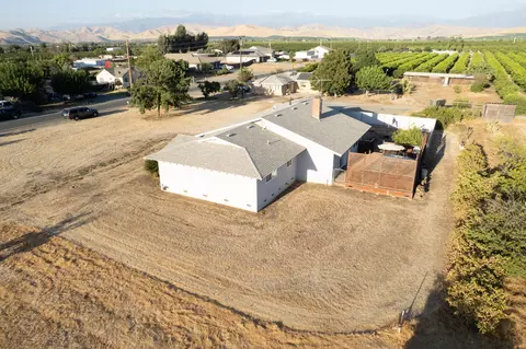 View/Area - 23471 Ave 192, Strathmore, CA 93267 photo 6 of 7