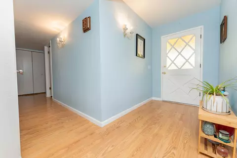 Entry Way - 23471 Ave 192, Strathmore, CA 93267 photo 1 of 4