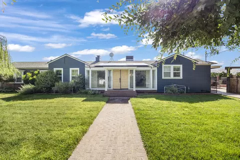 23405 328th Ave, Woodlake, CA 93286